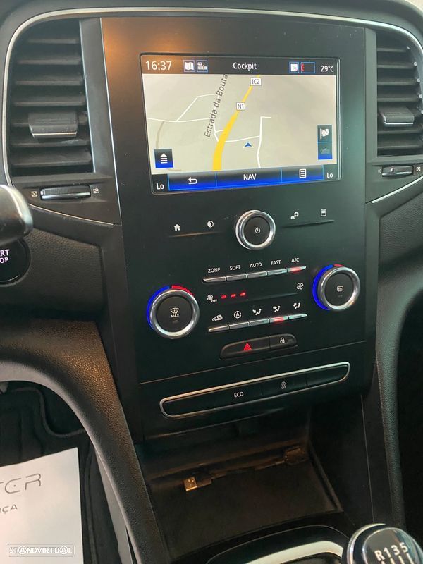 Renault Mégane Sport Tourer 1.5 Blue dCi Limited J17 - 12