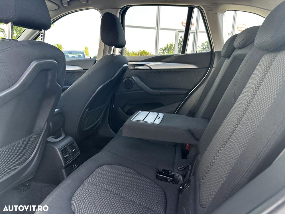BMW X1 2020 — imagine 32