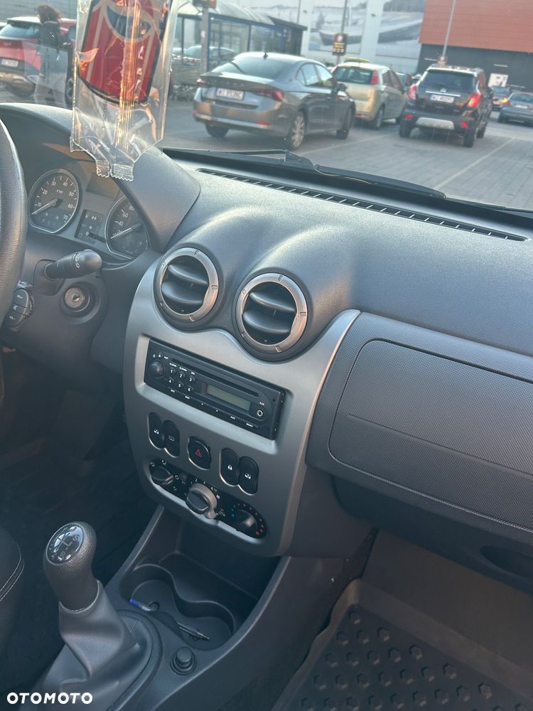 Dacia Sandero - 11