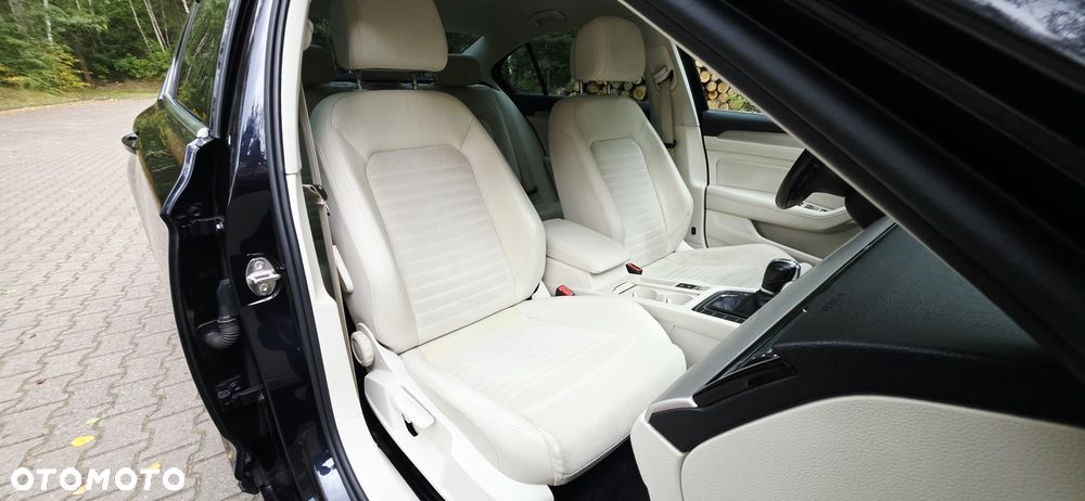 Volkswagen Passat 1.8 TSI BMT Highline DSG - 12