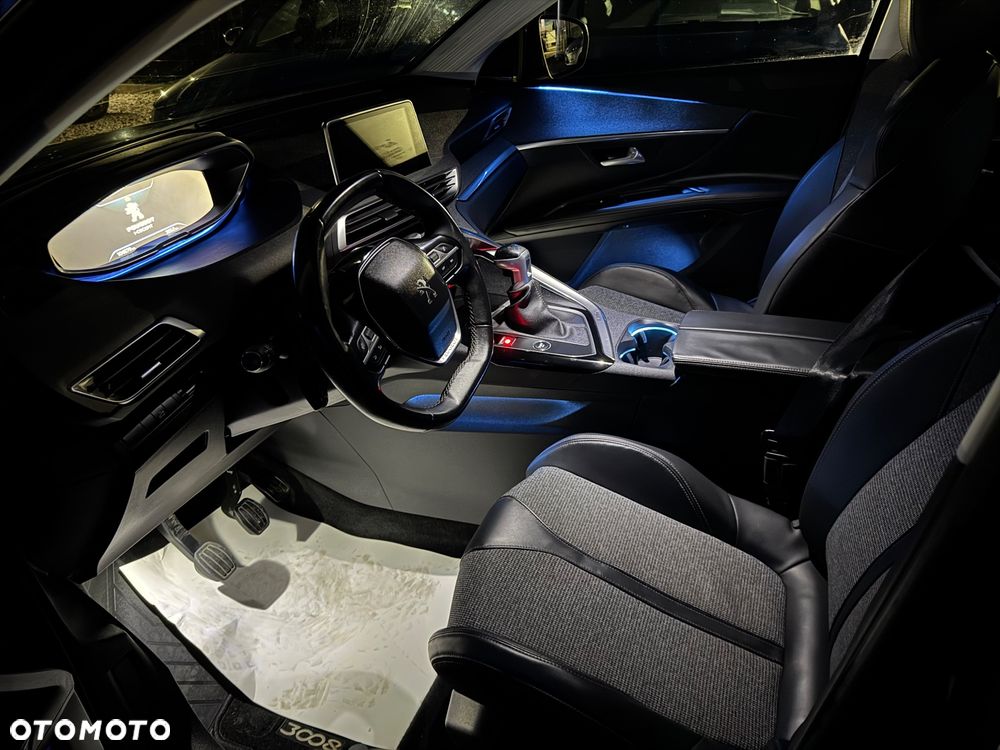 Peugeot 3008 - 21