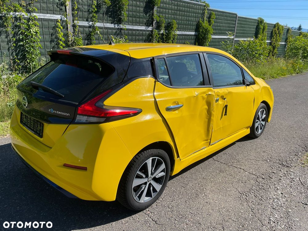 Nissan Leaf - 9