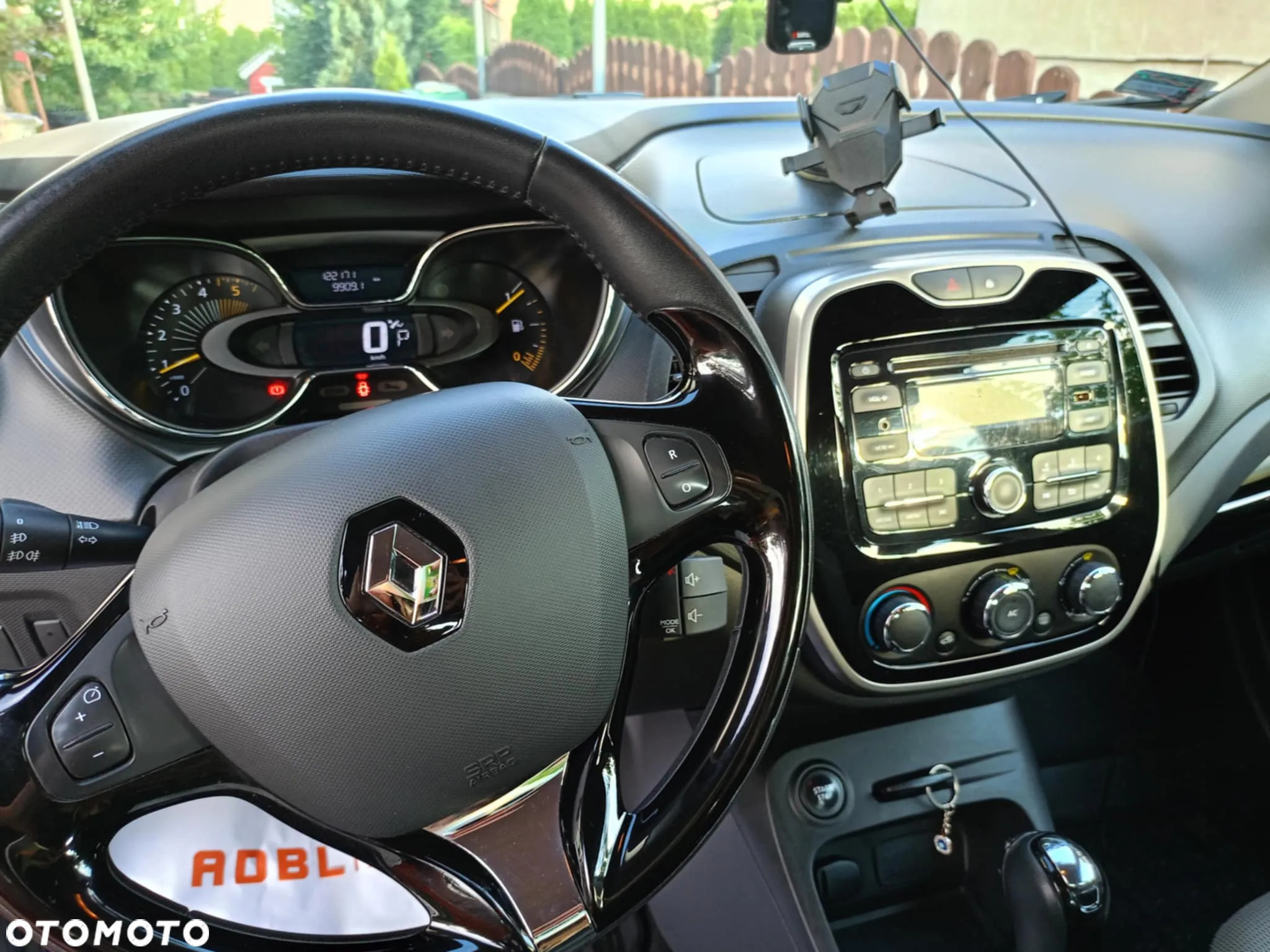 Renault Captur - 9