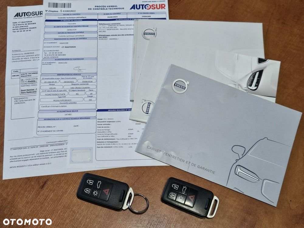 Volvo V40 D2 Geartronic Momentum - 36