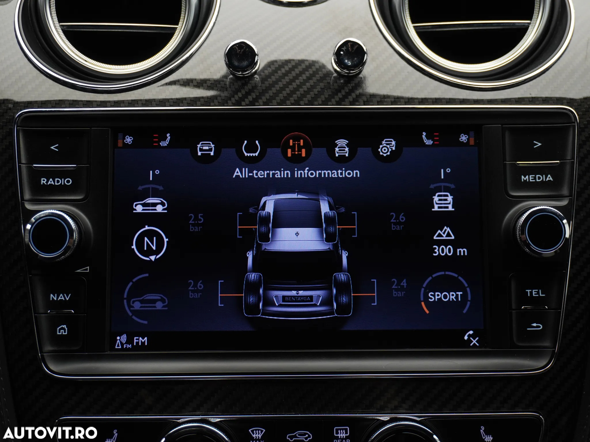 Bentley Bentayga - 33
