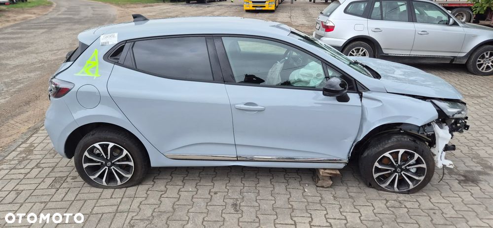 Renault Clio 1.6 E-TECH Full Hybrid 145 Techno - 10