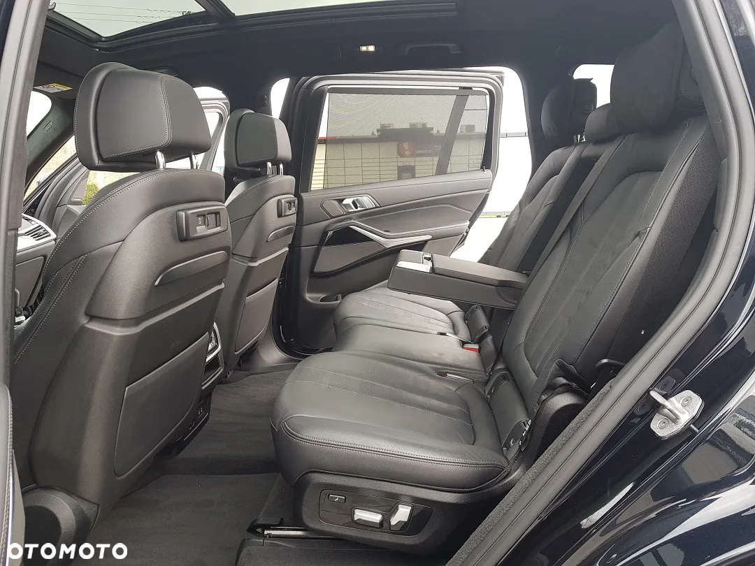 BMW X7 xDrive40d - 34