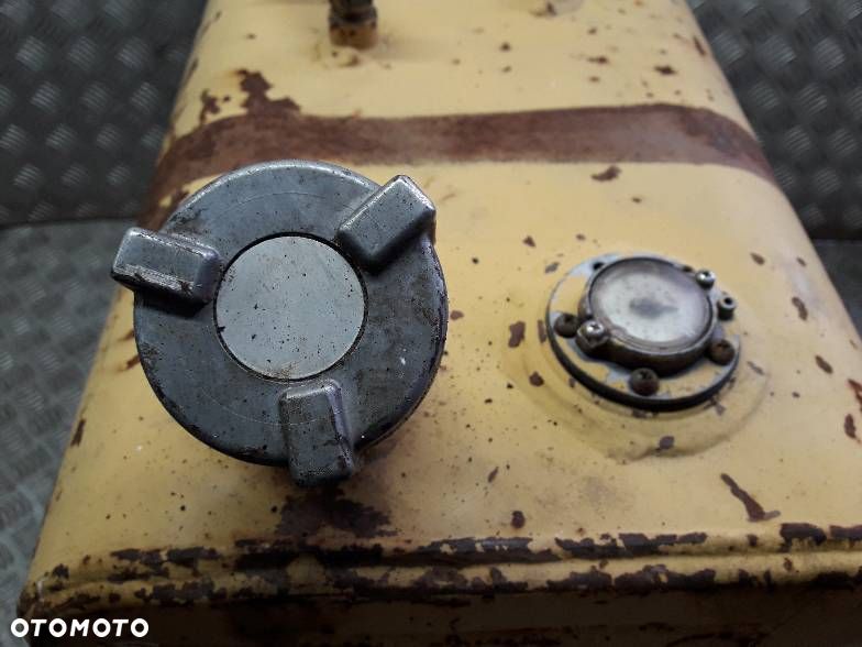 ZBIORNIK PALIWA DO KOPARKI - 3