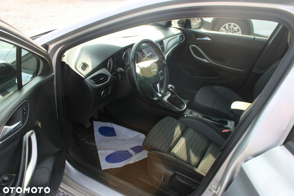 Opel Astra - 17