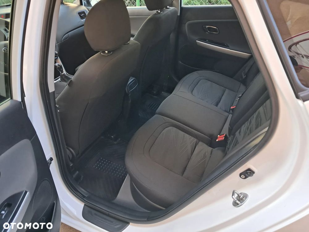 Kia Ceed - 17