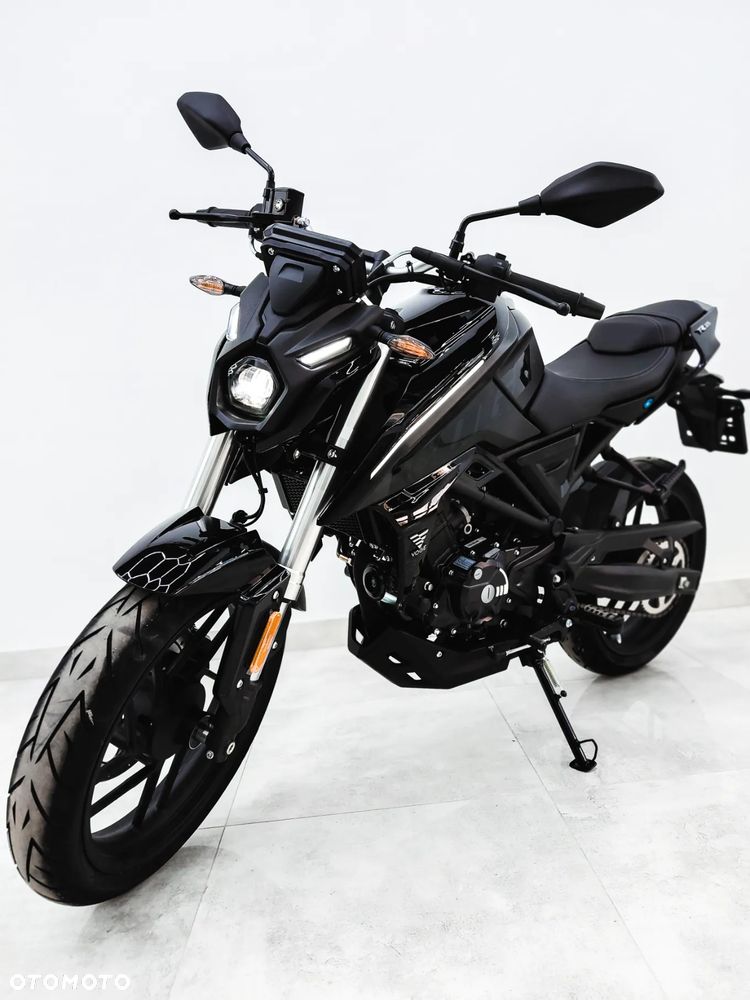 VOGE R125 - 6