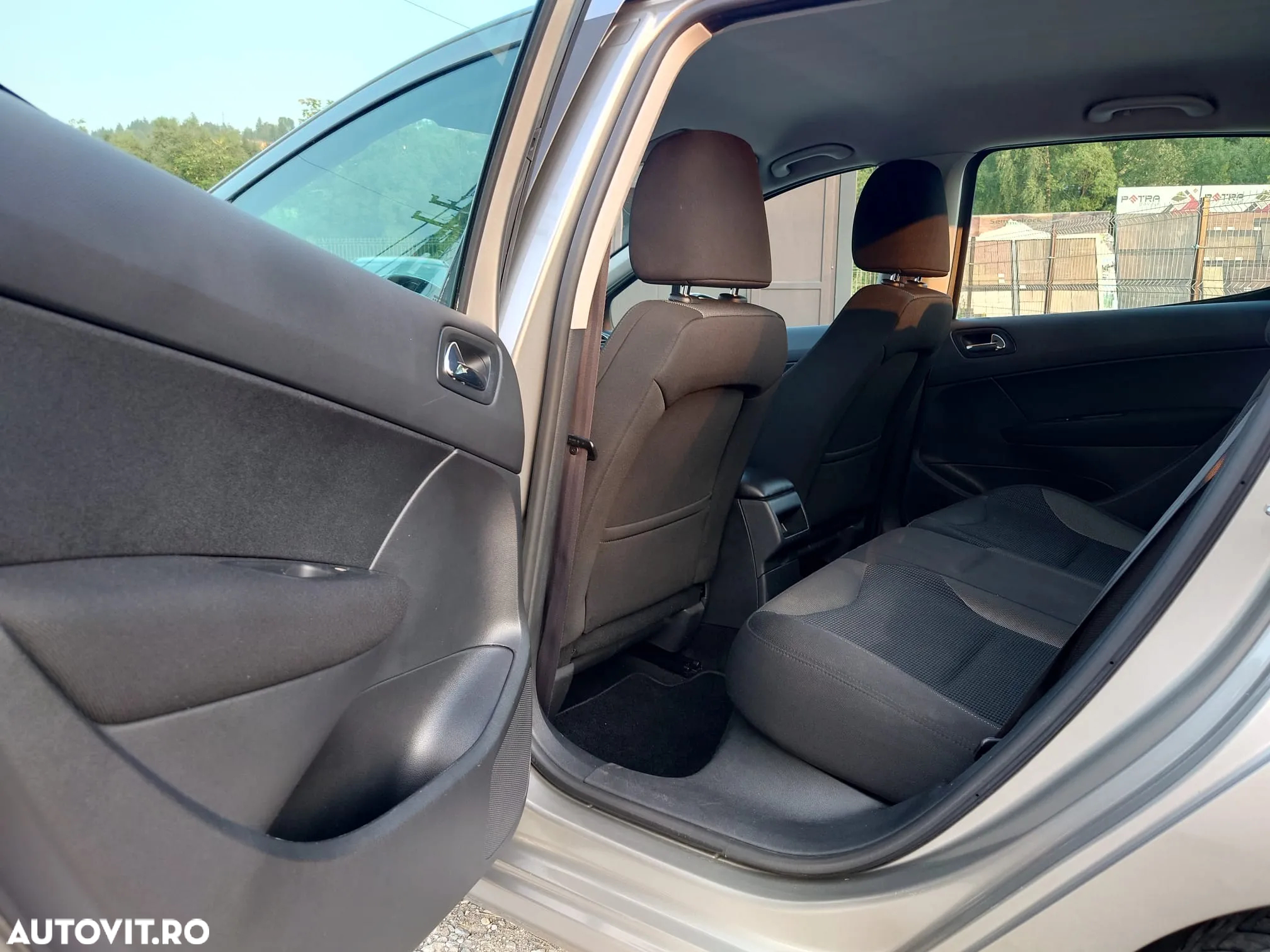 Peugeot 308 1.6E Premium Pack - 7