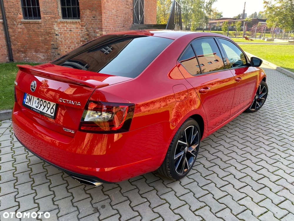 Skoda Octavia 2.0 TSI RS 245 DSG - 37