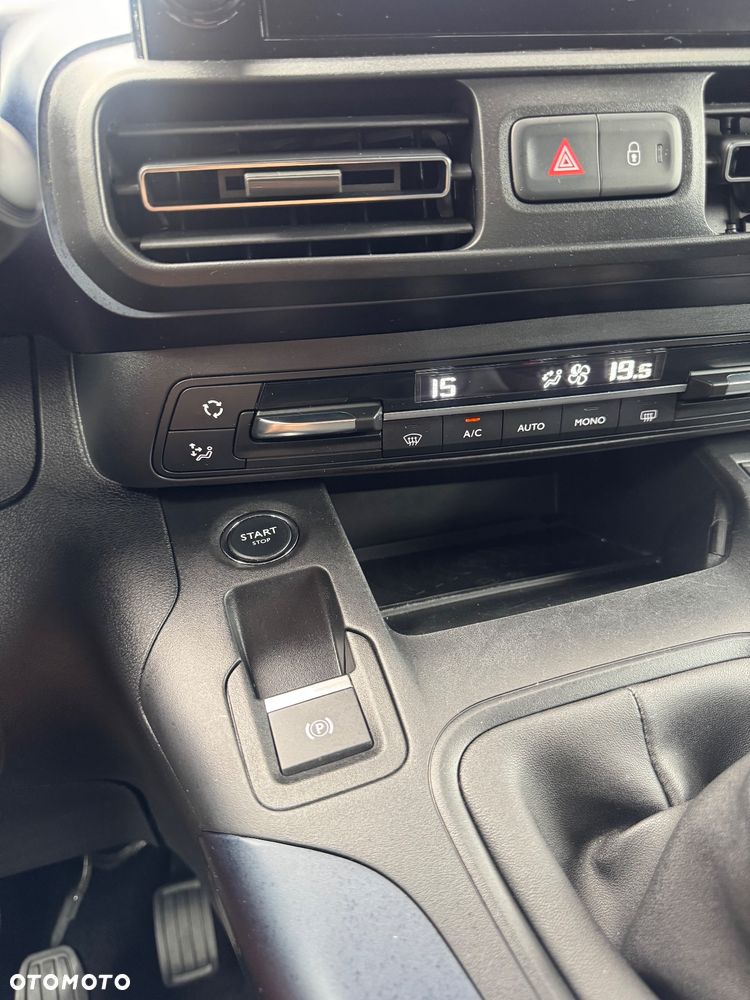 Peugeot Rifter BlueHDI 130 L1 Allure - 29