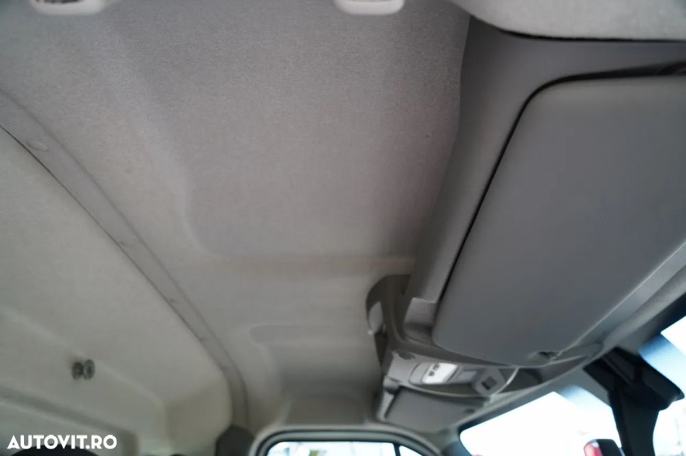 Renault MASTER / NEGRU / PANOU / CAMERĂ VEDERE SPATE / 2020 R - 32