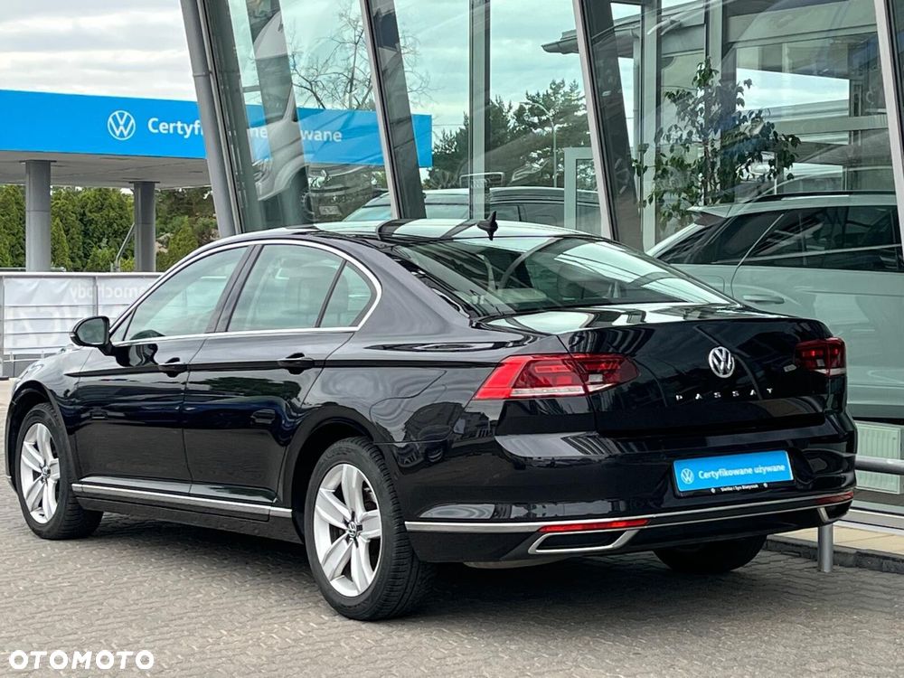 Volkswagen Passat 2.0 TDI Elegance DSG - 15