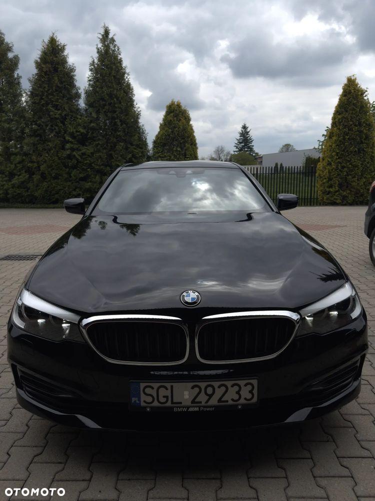 BMW Seria 5 520d xDrive Sport Line sport - 2