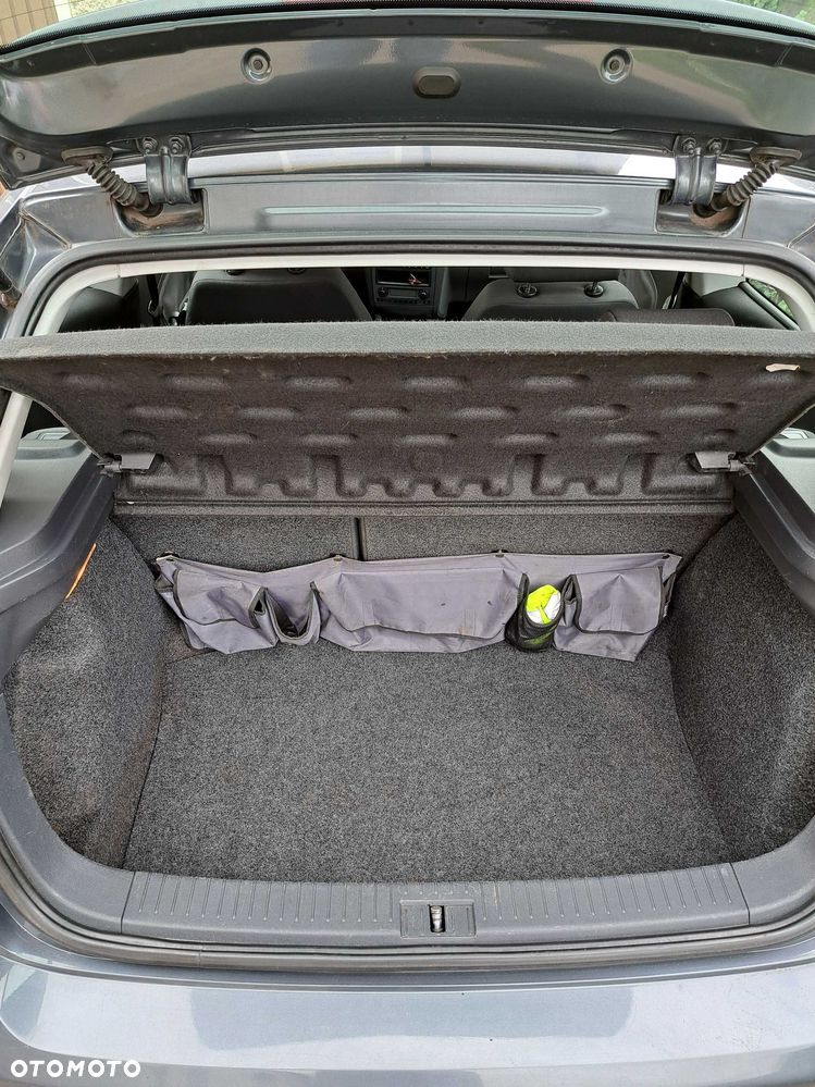 Seat Ibiza - 8