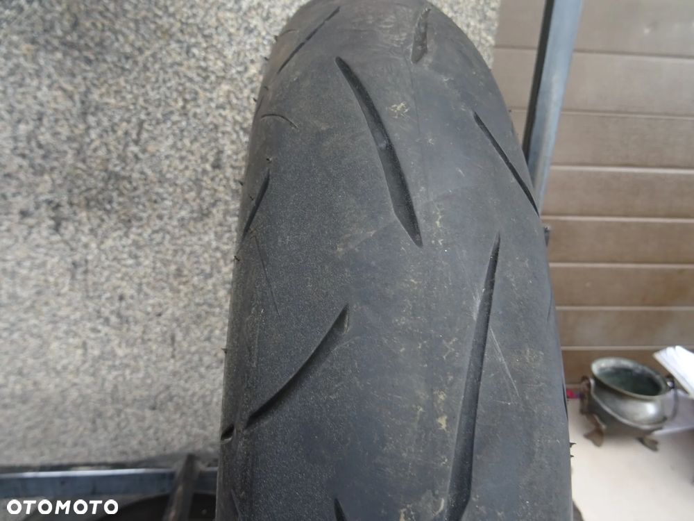 120/70/ZR17 58W Dunlop Sport Maxx Road Sport 2 - 1
