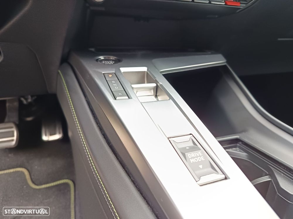 Peugeot 408 180 e-EAT8 GT - 27