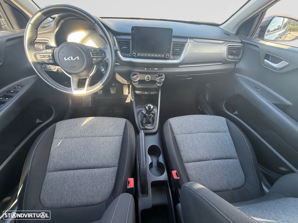 Kia Stonic 1.2 MPi Dynamic - 11