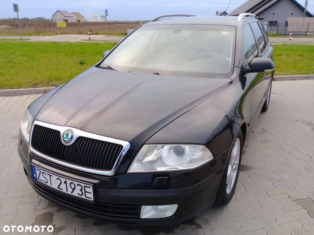 Skoda Octavia Combi 2.0 TDI DSG Elegance - 9