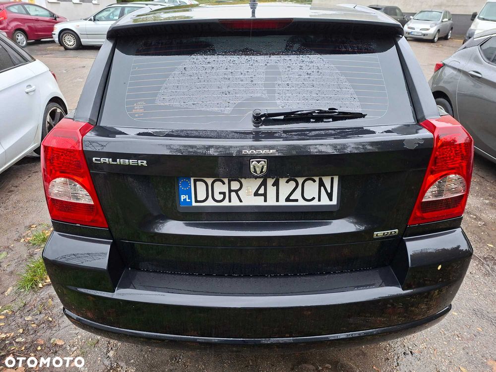 Dodge Caliber - 4