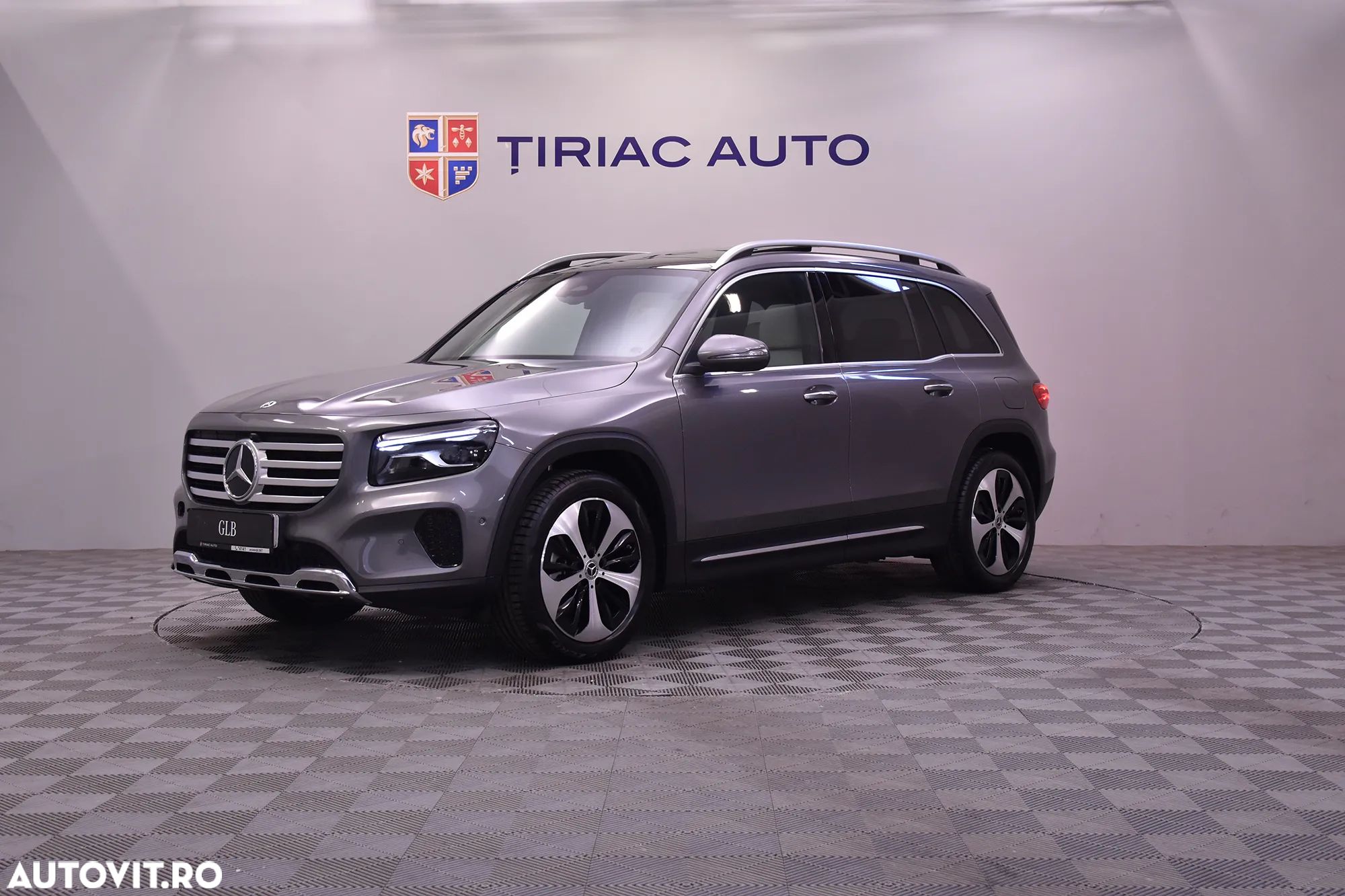 Mercedes-Benz GLB 220 d 4MATIC Aut. - 1