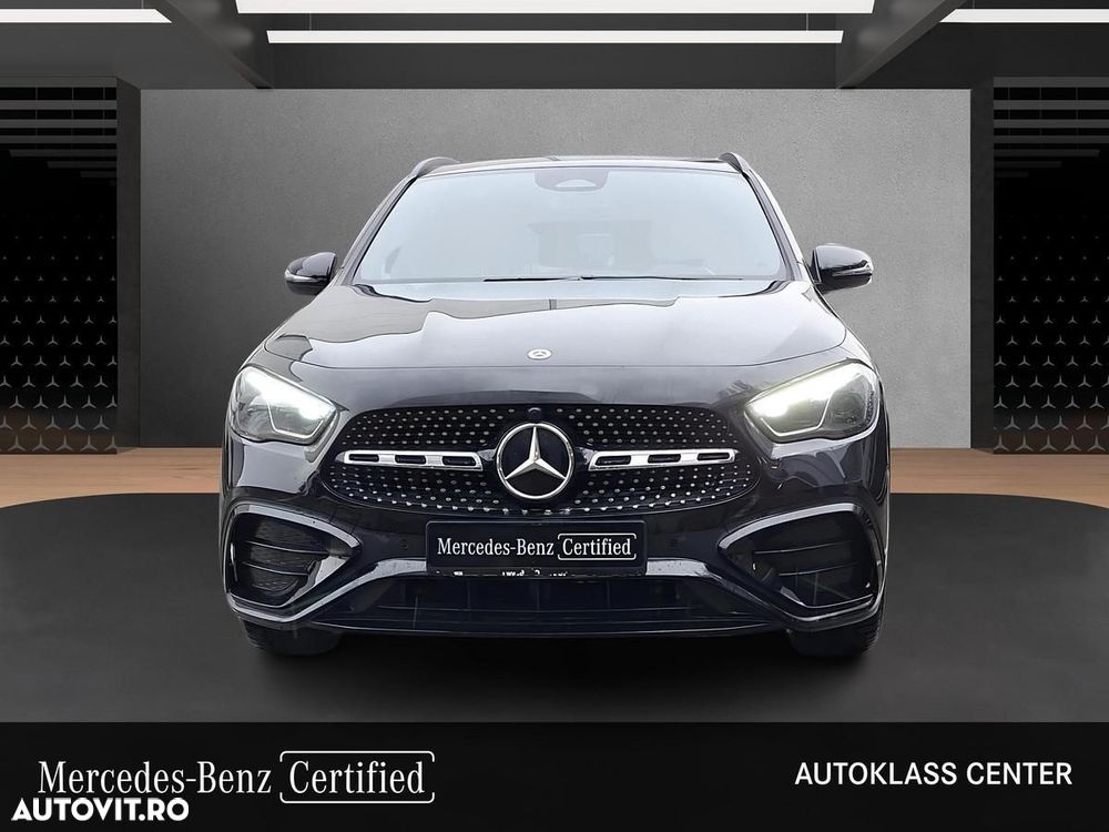 Mercedes-Benz GLA - 9