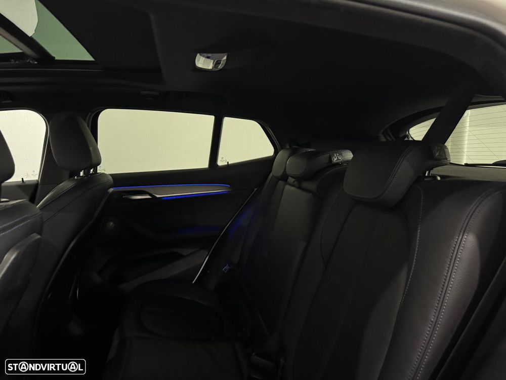 BMW X2 sDrive18d Aut. M Sport - 11