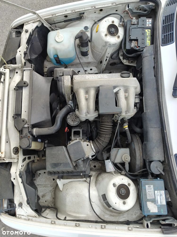 BMW Seria 3 316i - 20