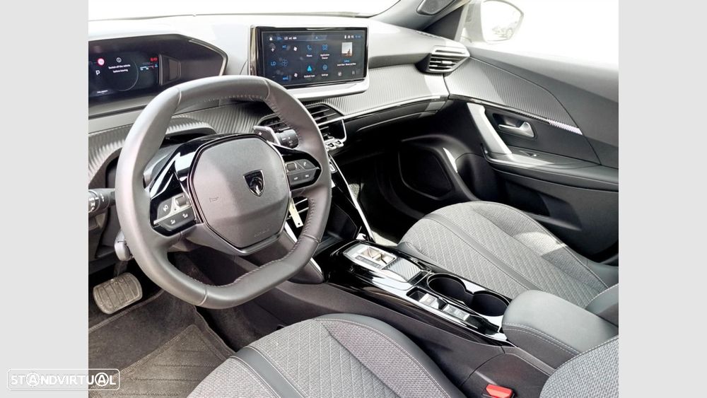 Peugeot 2008 1.2 Hybrid Allure e-DCS6 - 14
