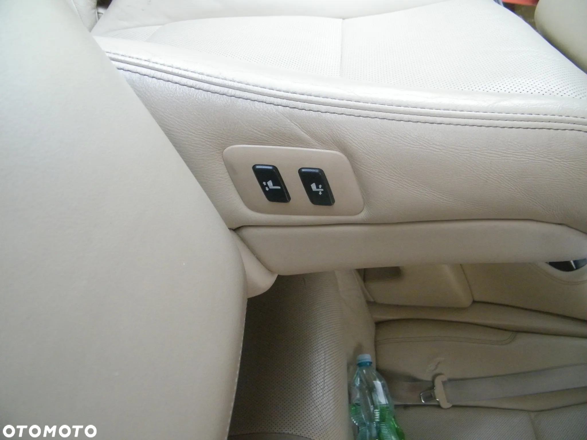Lexus LS 460 - 24