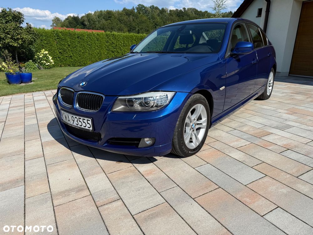 BMW Seria 3 320i - 1