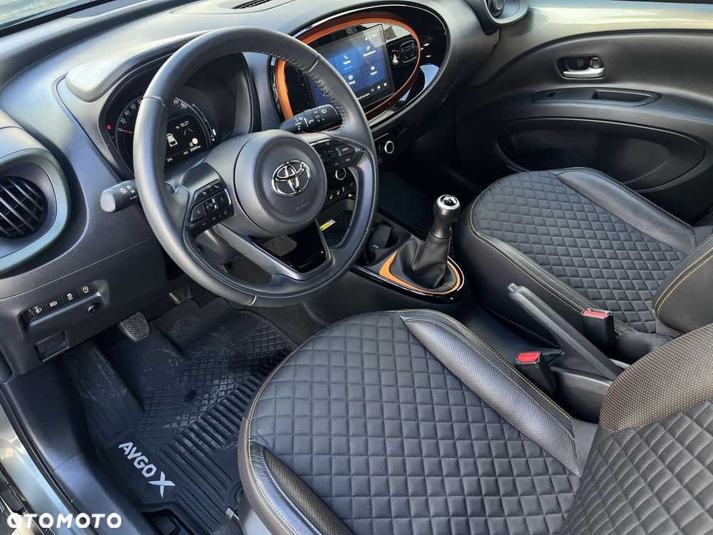 Toyota Aygo X 1.0 VVT-i - 9