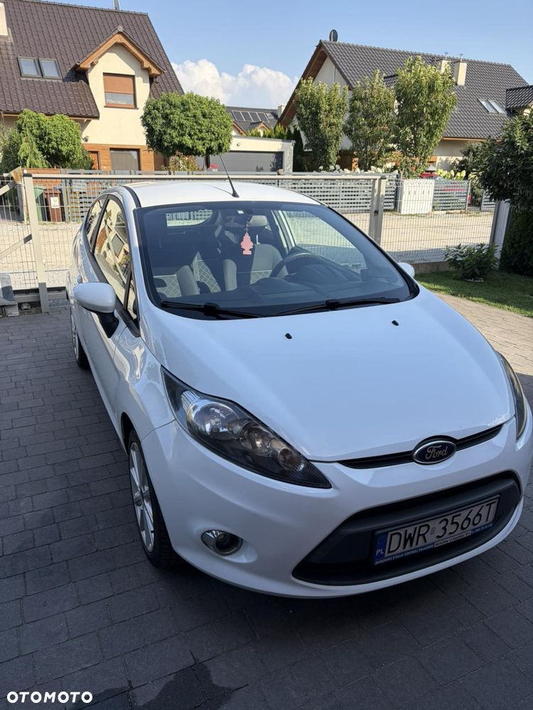 Ford Fiesta - 2