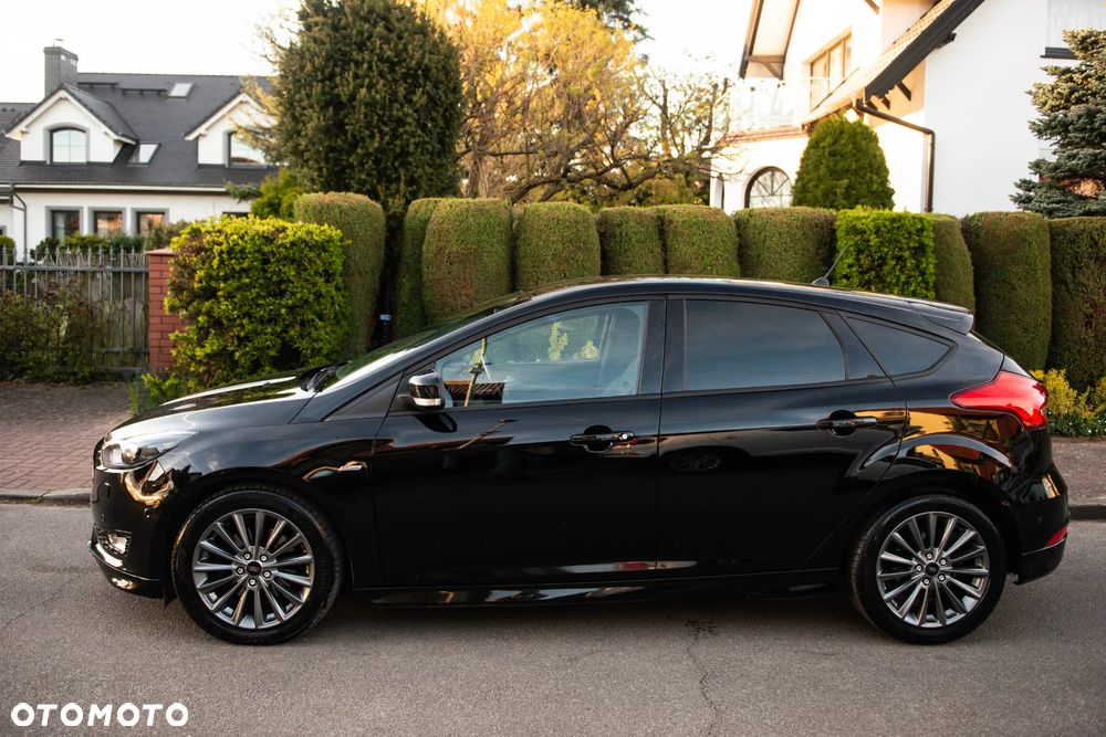 Ford Focus 1.5 EcoBoost ST-Line Red ASS - 4