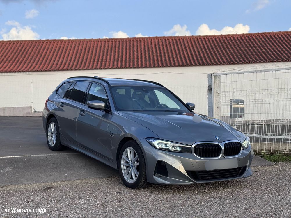 BMW 320 e Touring Auto - 3