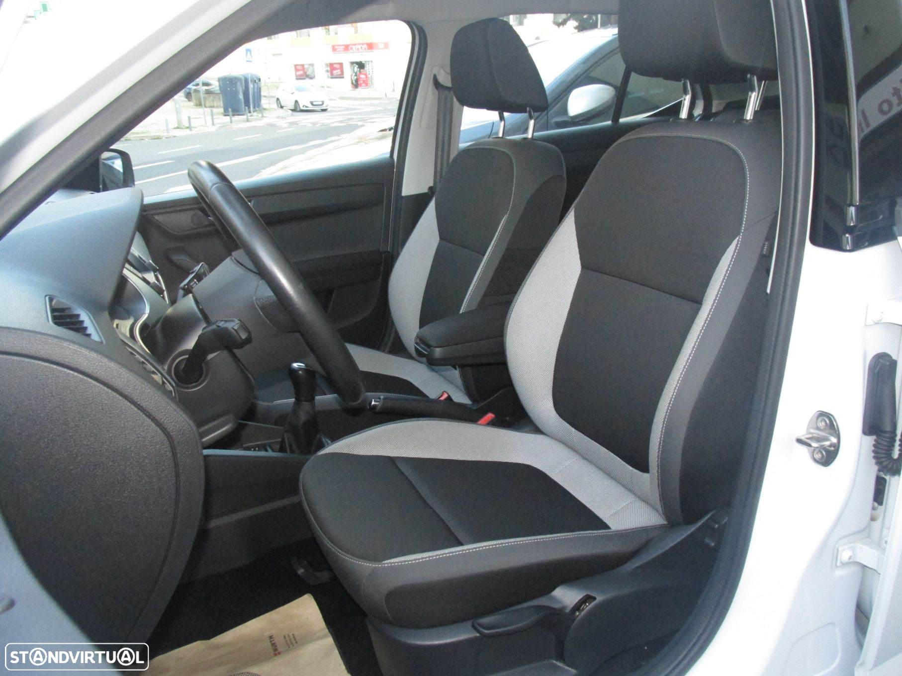 Skoda Fabia 1.4 TDi Style - 33
