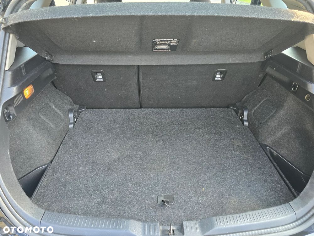 Toyota Auris 1.6 Comfort - 16