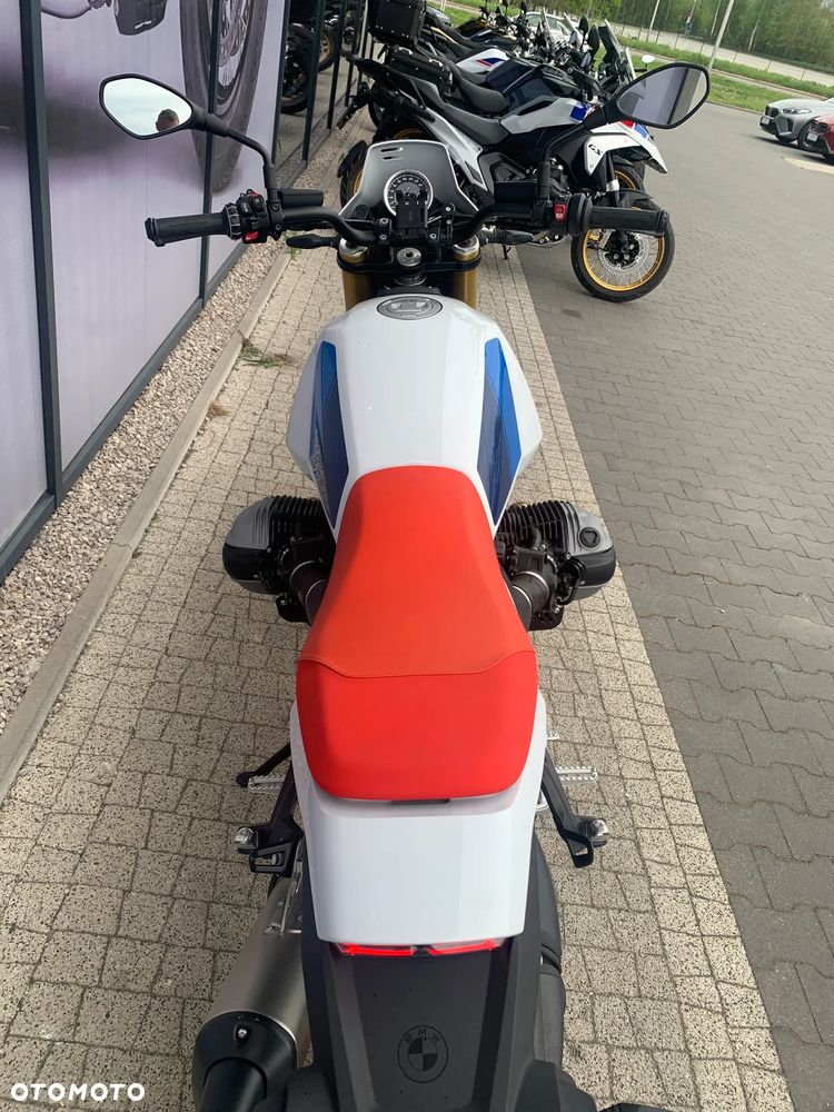 BMW R - 12