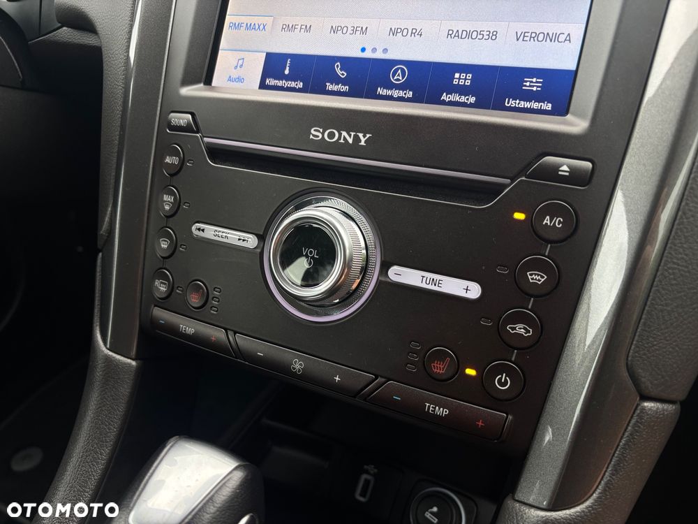 Ford Mondeo 2.0 Hybrid Titanium - 36