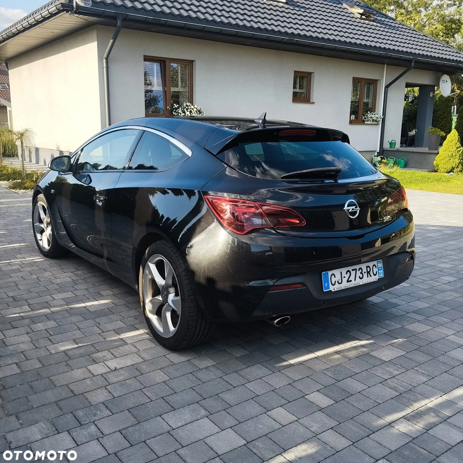 Opel Astra GTC 1.4 Turbo - 4