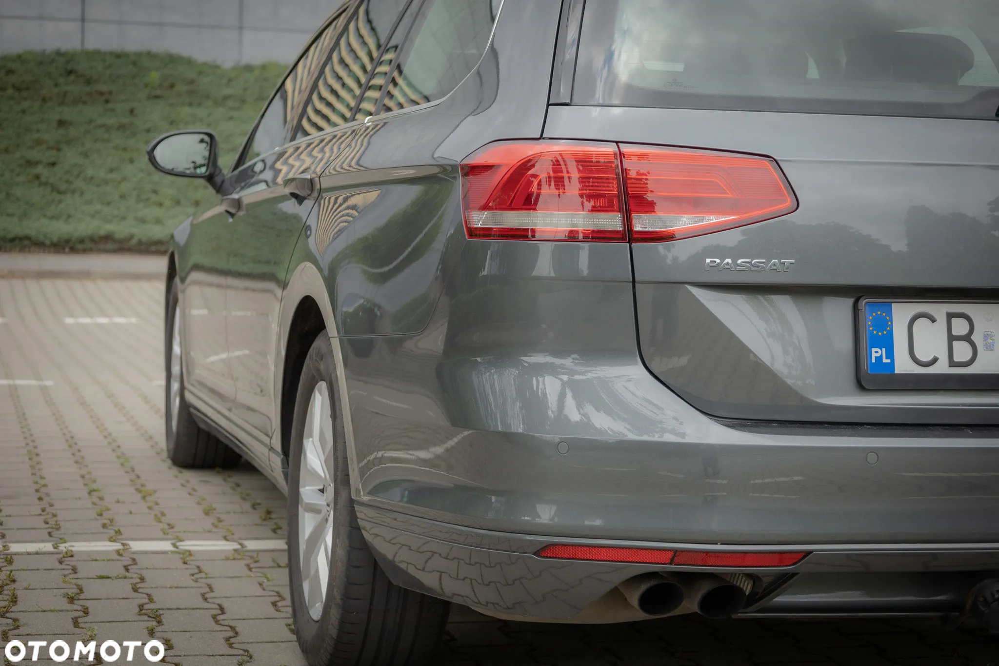 Volkswagen Passat - 14