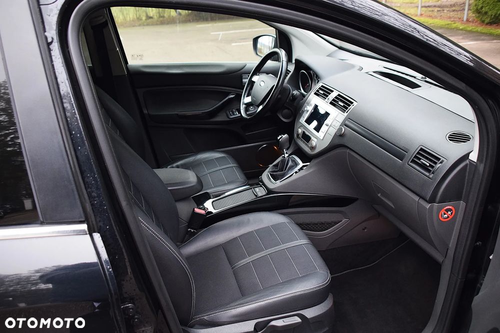 Ford Kuga 2.0 TDCi 4x4 Trend - 24