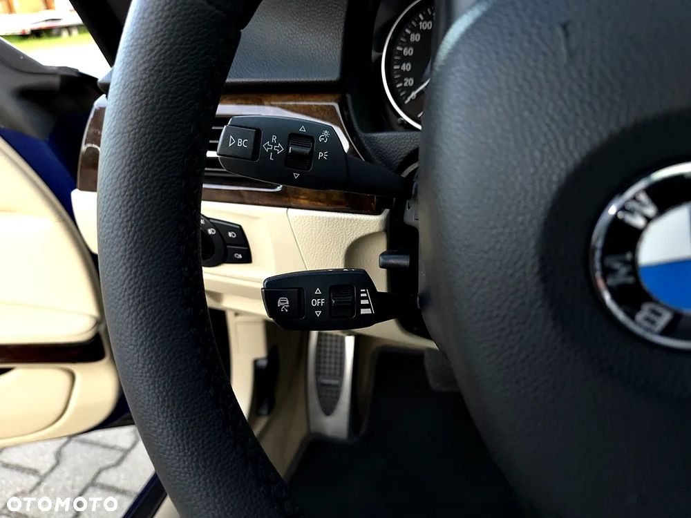 BMW Seria 3 330xd - 33