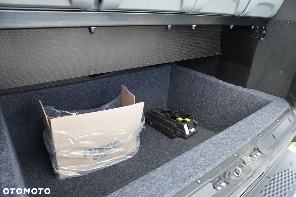 Iveco Daily 65C18HA8 V - 13
