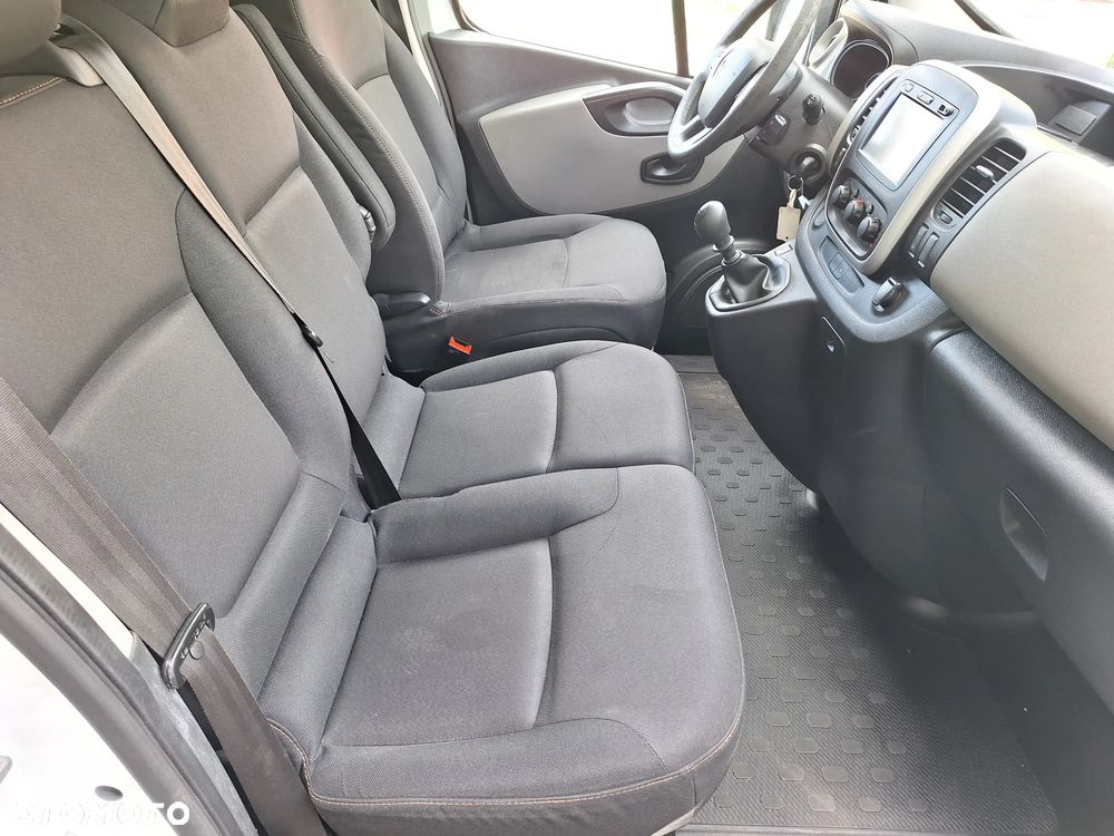 Renault Trafic long - 8