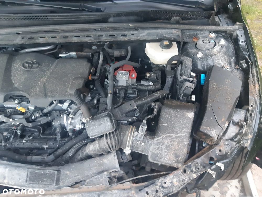 Toyota Camry 2.5 Hybrid Dynamic Force Comfort e-CVT - 17