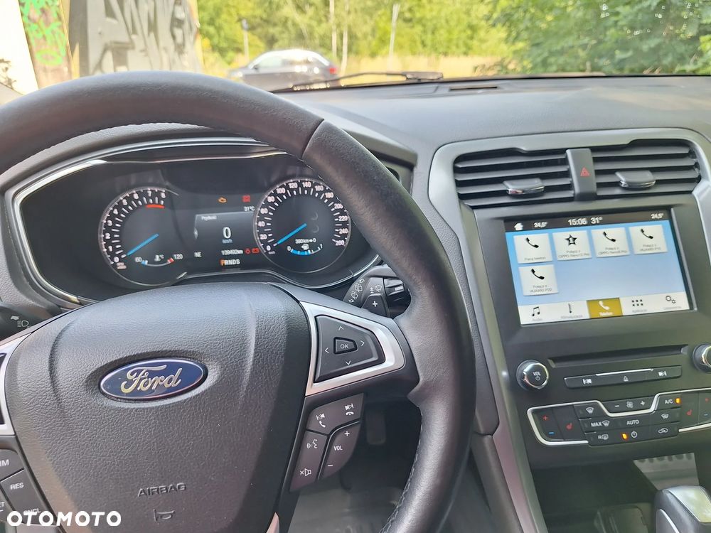 Ford Mondeo 2.0 EcoBoost Titanium - 28